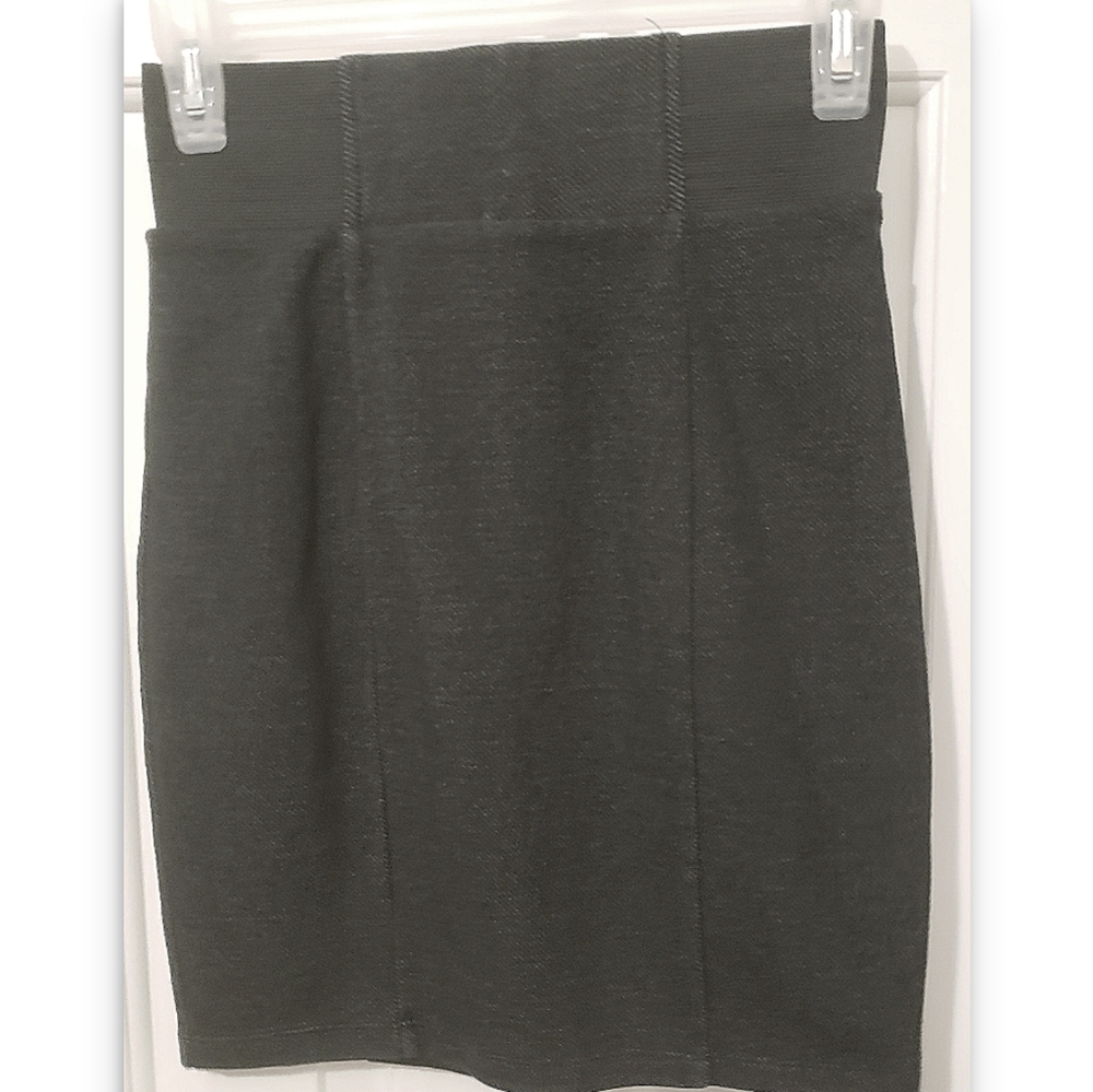 Pencil skirt